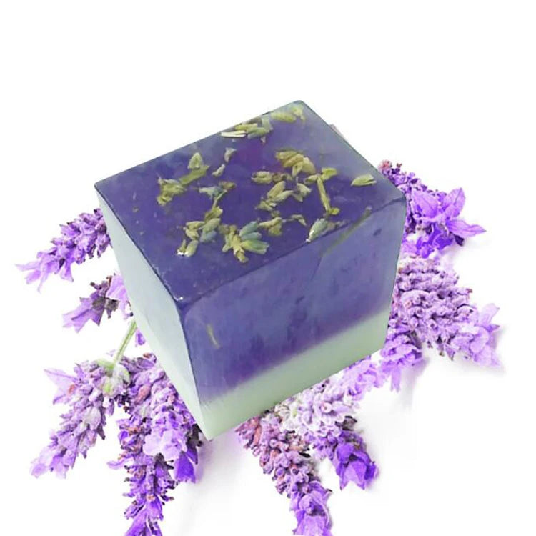 Blumenseife mit ätherischem Öl