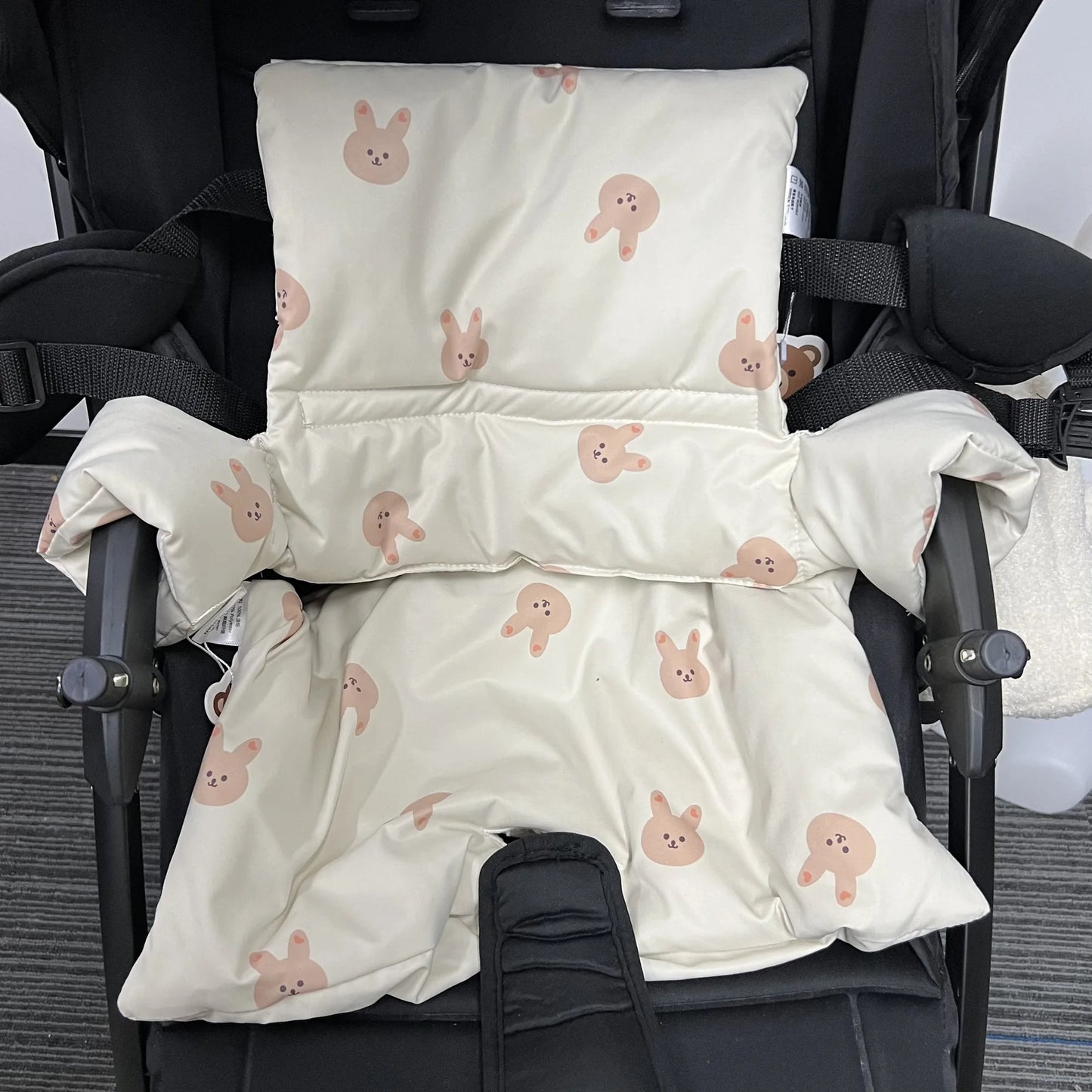 Baby-Essstuhlkissen