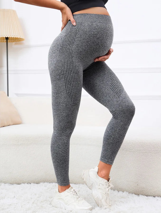 Elastische Umstandsleggings mit hoher Taille