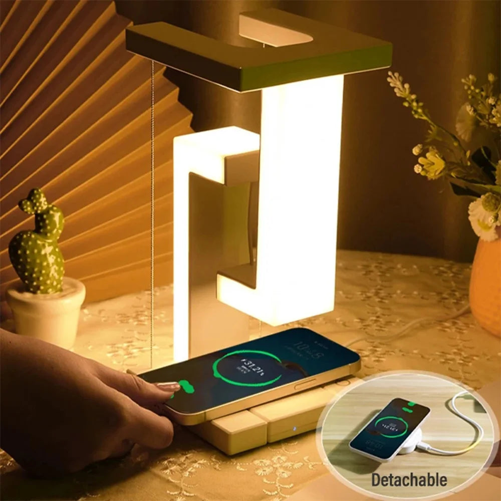 Lampe mit abnehmbarem 10-W-Wireless-Ladegerät