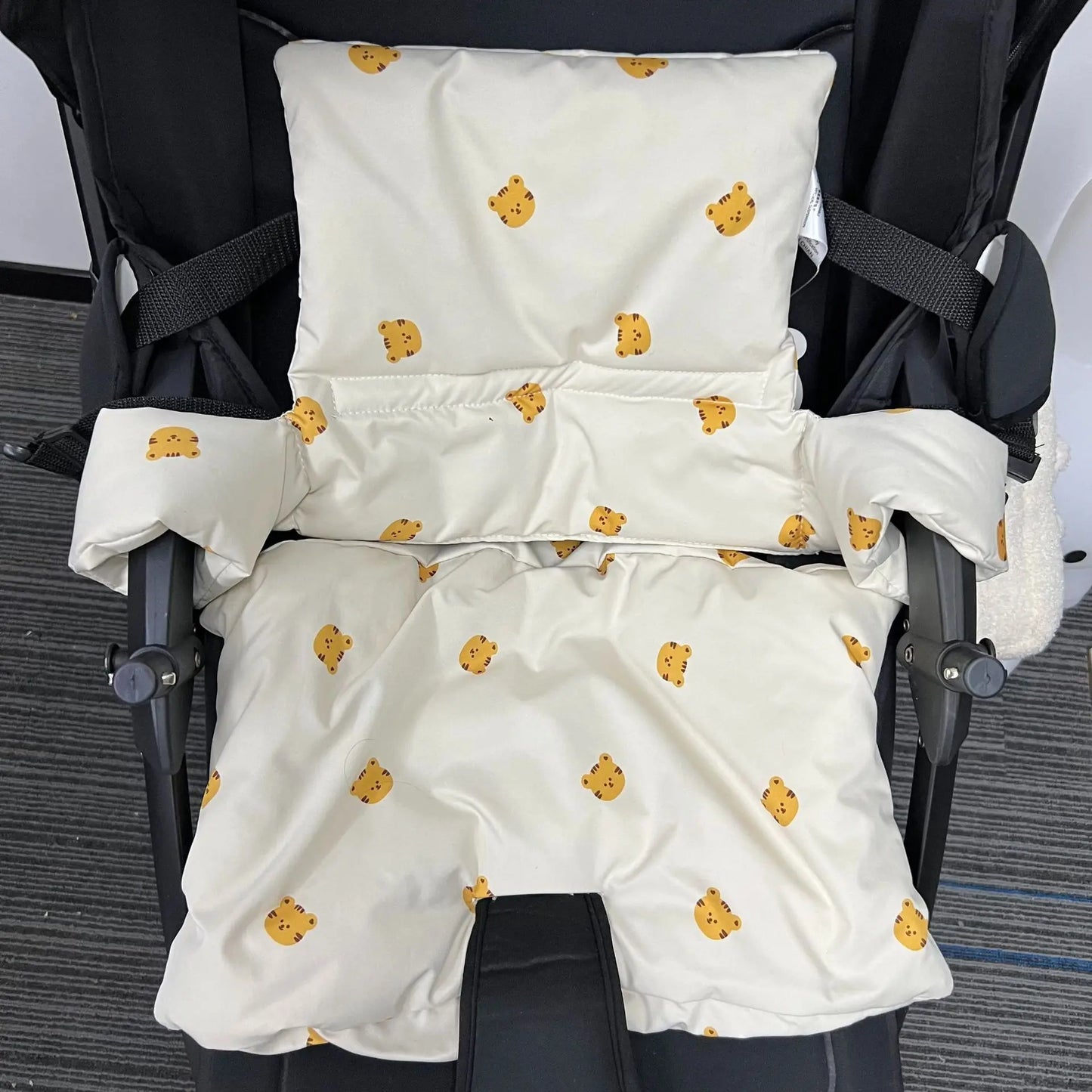 Baby-Essstuhlkissen