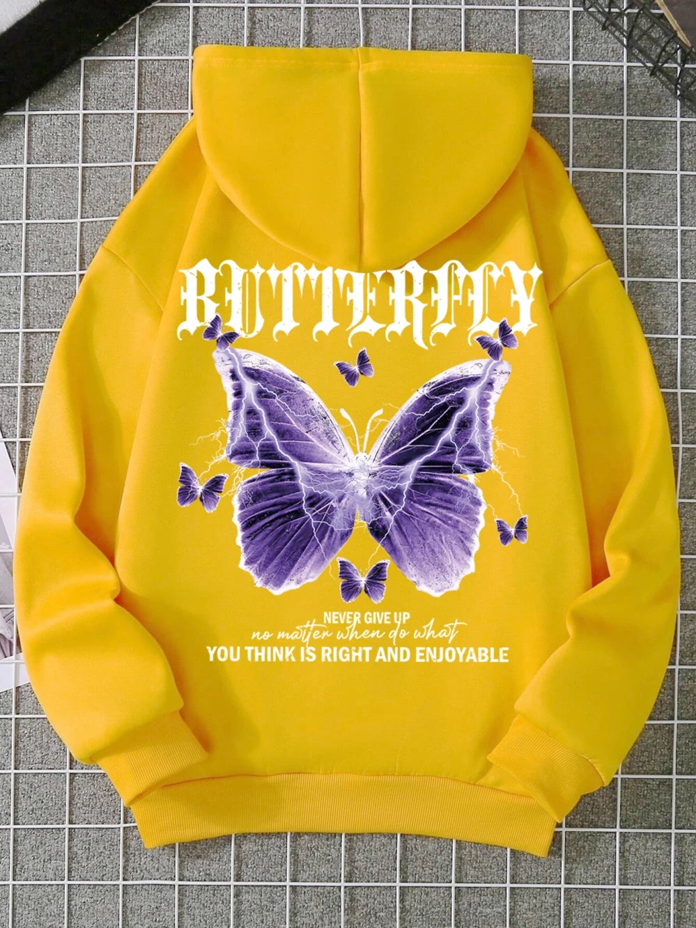 Schönes Lila Schmetterlings-Hoodie