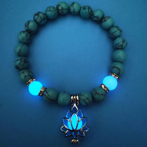 Im Dunkeln leuchtendes Bettelarmband
