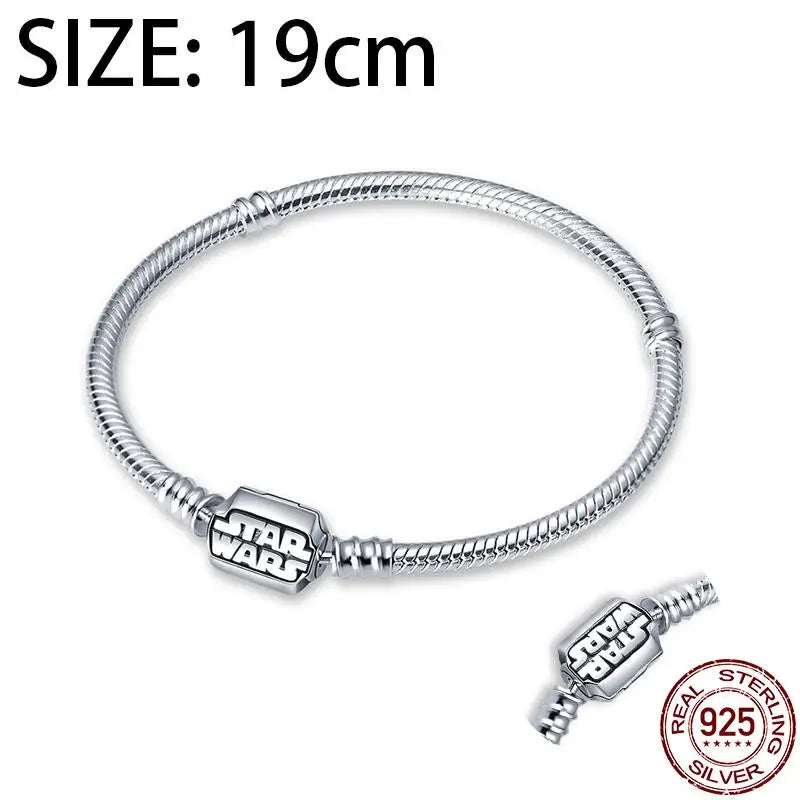 Anhänger aus 925er-Silber „Plata de Ley“ von Disney mit dem „Mandalorianer-Helm“ aus Star Wars
